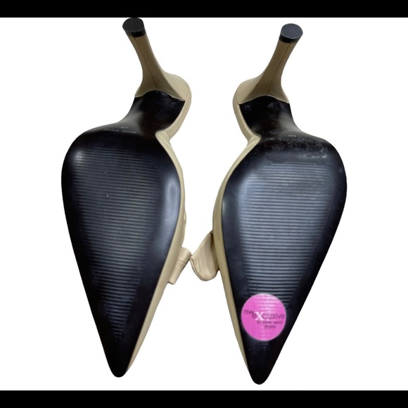 Nine West Cream Leather Mule-Knotted Bow - Picture 8 of 8